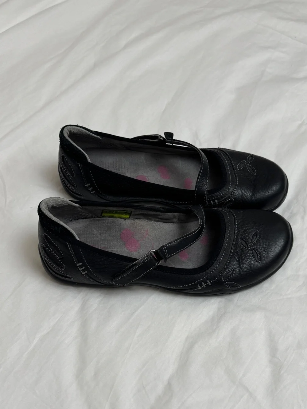 Whimsical Ahnu Black Leather Mary Jane Ballet Flats Size 8 Y2K